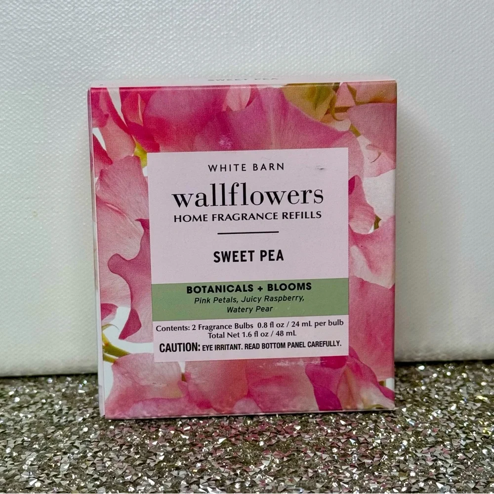 Bath and Body Works Wallflowers Sweet Pea 2 Pack Refills NWT - Picture 3 of 4